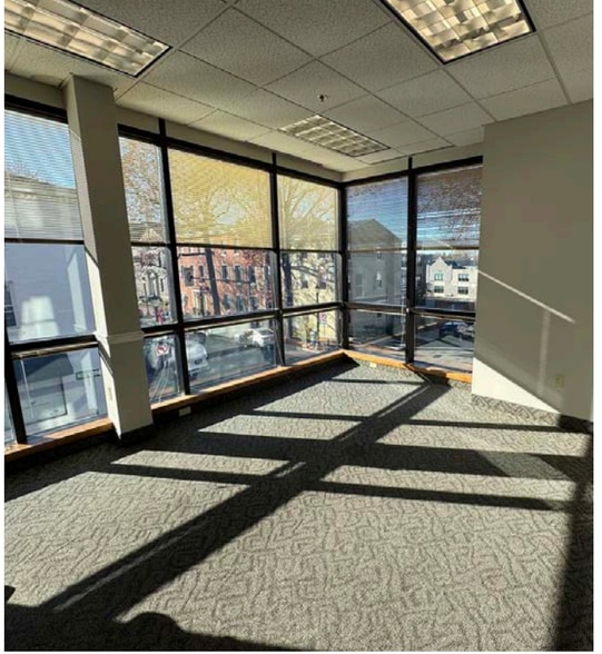 More Photos Of 158 W Gay St, West Chester Office For Lease