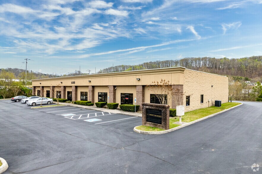 Primary Photo Of 14208 Hickory Creek, Lenoir City Light Distribution For Lease