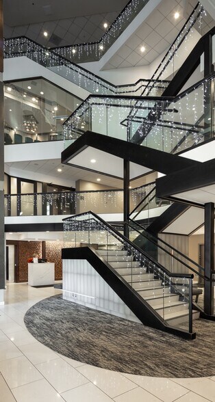 More Photos Of 201 5th St N, Fargo Hotel For Lease