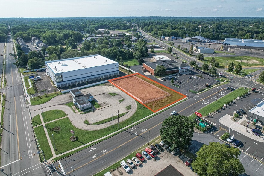 Primary Photo Of New Road, Stratford Land For Sale