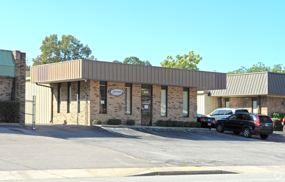 Primary Photo Of 1049 Sunset Blvd, West Columbia Light Manufacturing For Sale