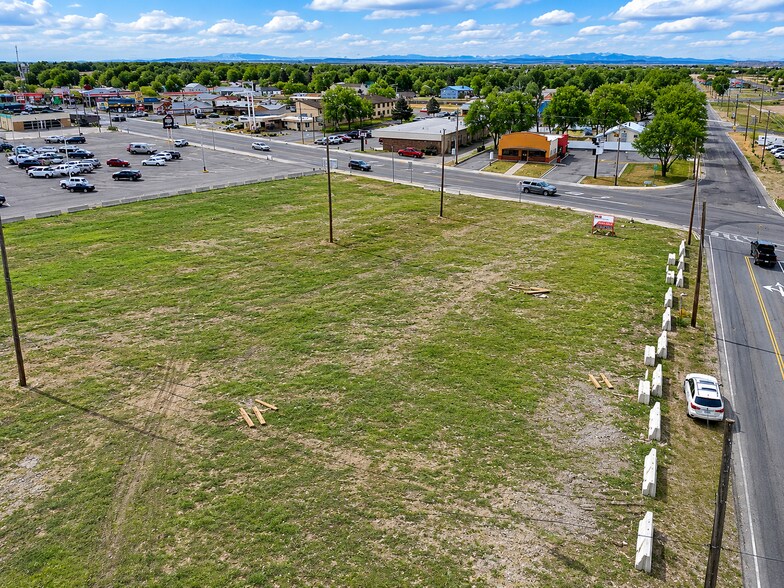 More Photos Of 103 1st Ave, Laurel Land For Sale