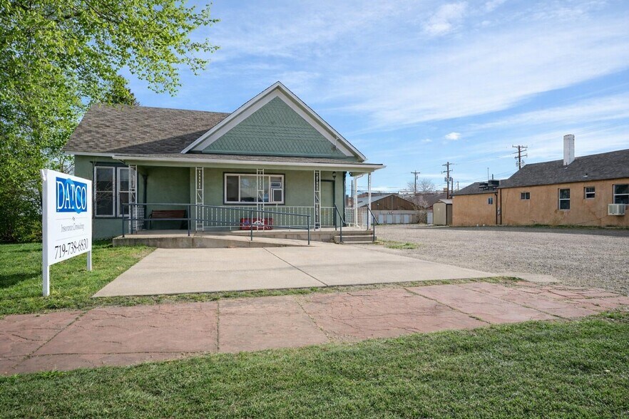 More Photos Of 125 E 5th St, Walsenburg Office For Sale