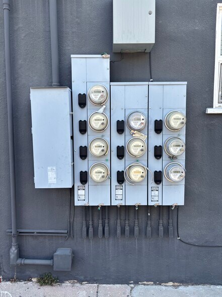 More Photos Of 727 Olive Ave, Long Beach Apartments For Sale