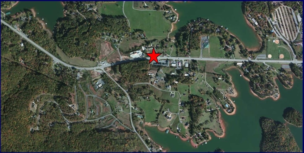 More Photos Of 1620 Highway 76 W, Hiawassee Office For Lease