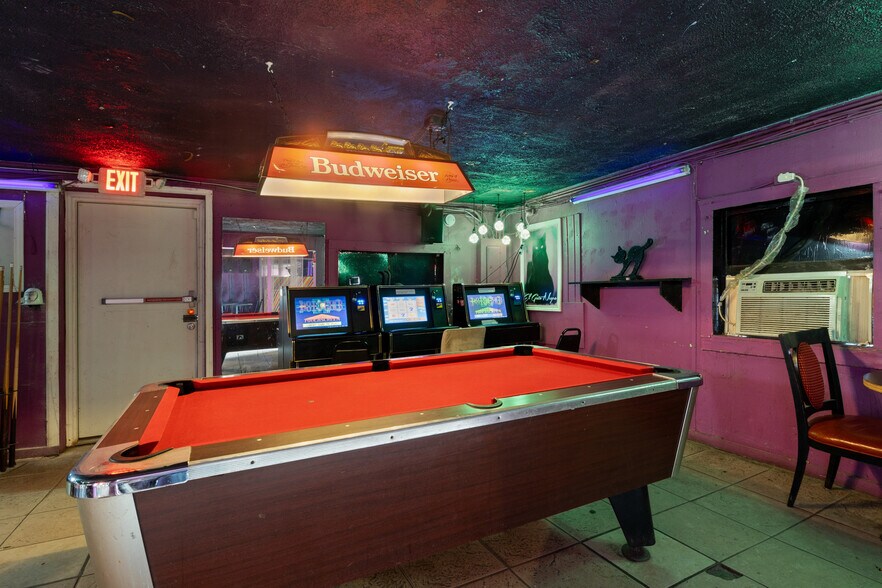 More Photos Of 8114 Stedman St, Houston Apartments For Sale