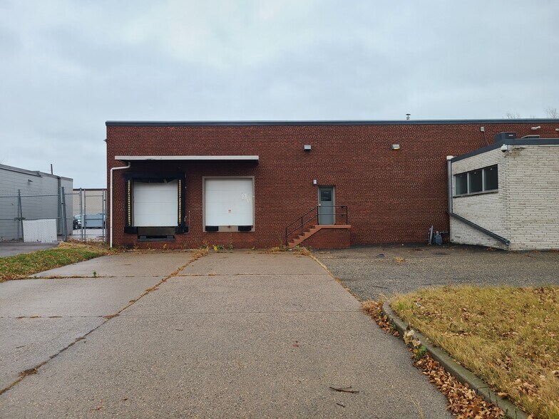 More Photos Of 2360 N Nevada Ave, Minneapolis Warehouse For Sale