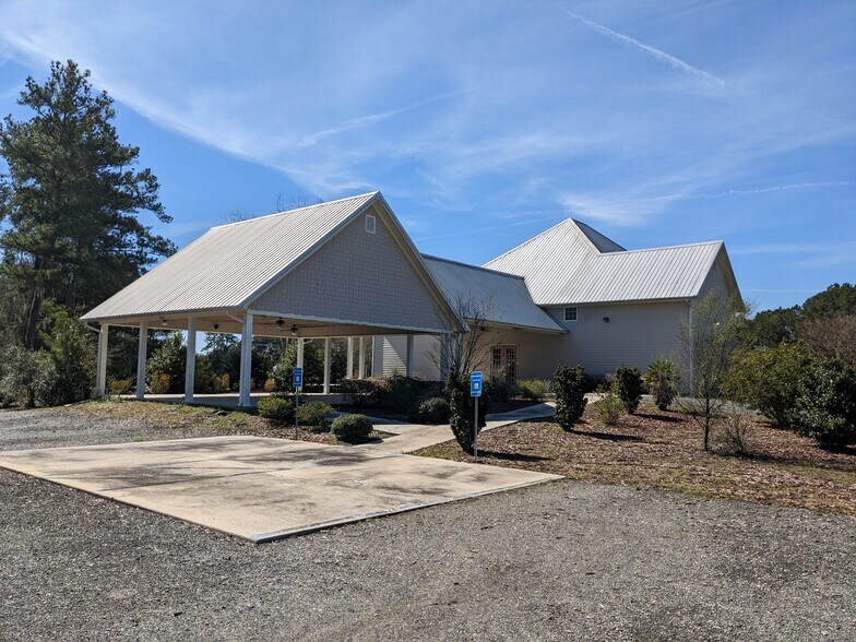 More Photos Of 7495 Union Rd, Hahira Restaurant For Sale