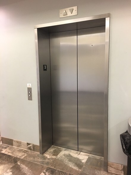 More Photos Of 25 Marston St, Lawrence Medical For Lease