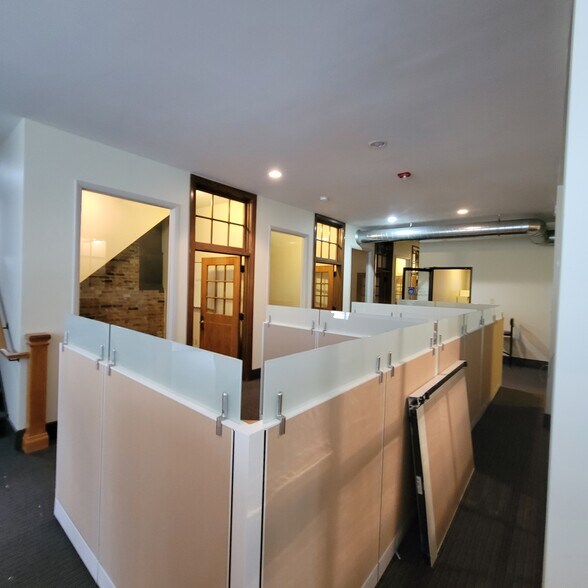 More Photos Of 285 Ellicott St, Buffalo Storefront Retail Office For Lease