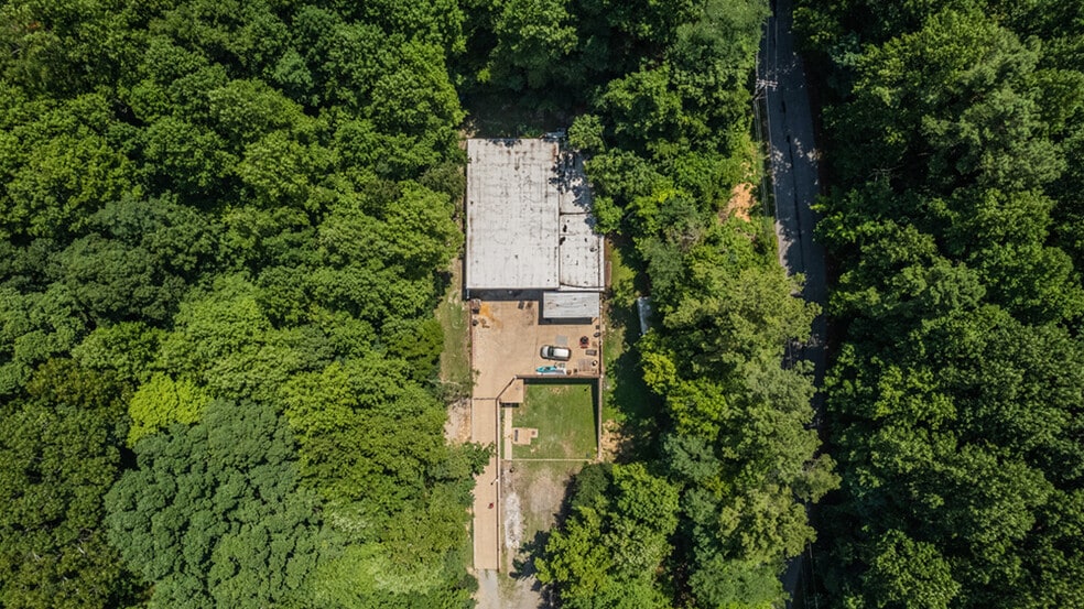 More Photos Of 8871 Griffith Rd, Nashville Warehouse For Sale