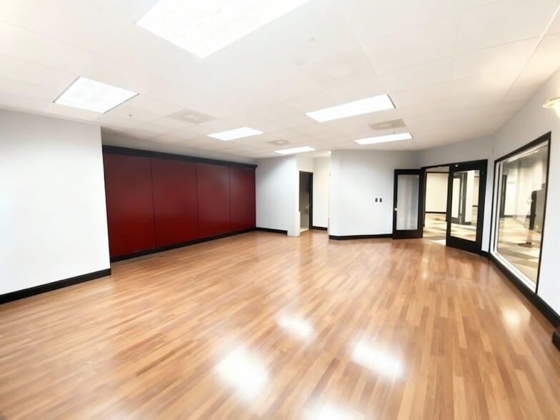 More Photos Of 51 Hypoluxo Rd, Hypoluxo Warehouse For Lease