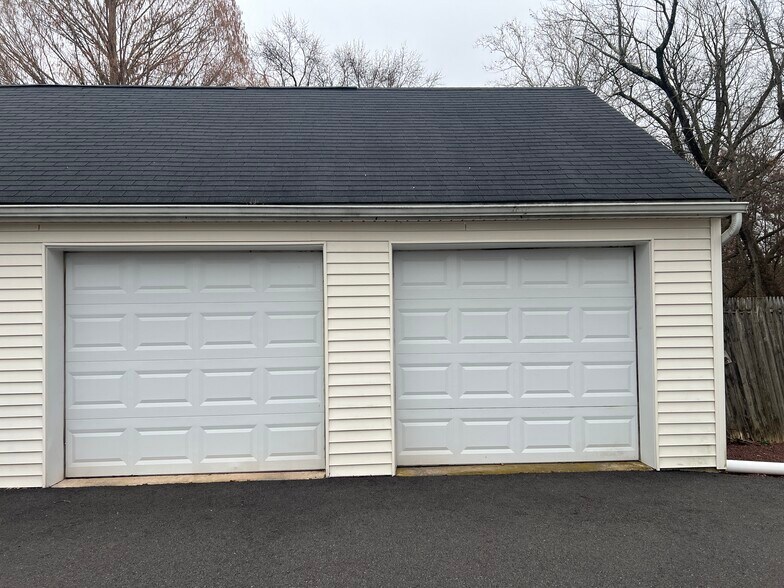 Primary Photo Of 162 N 4th St, Telford Specialty For Lease