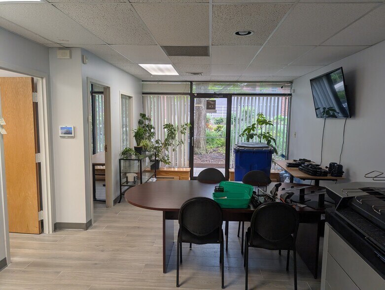 More Photos Of Shipway Pl, Boston Office For Lease