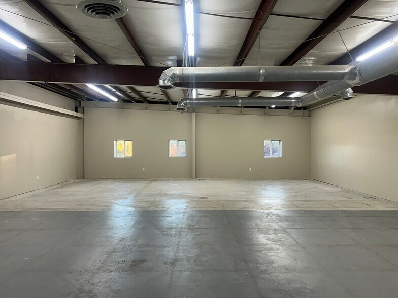 More Photos Of 3440 Chandler Creek Rd, Virginia Beach Light Distribution For Lease