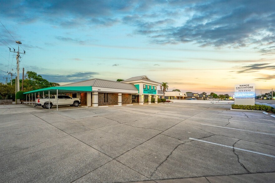 More Photos Of 525 N Harbor City Blvd, Melbourne Office For Sale