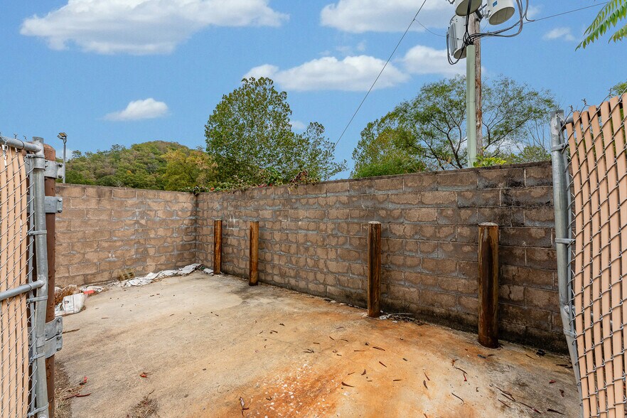 More Photos Of 19254 Seneca Trl, Marlinton Drugstore For Sale