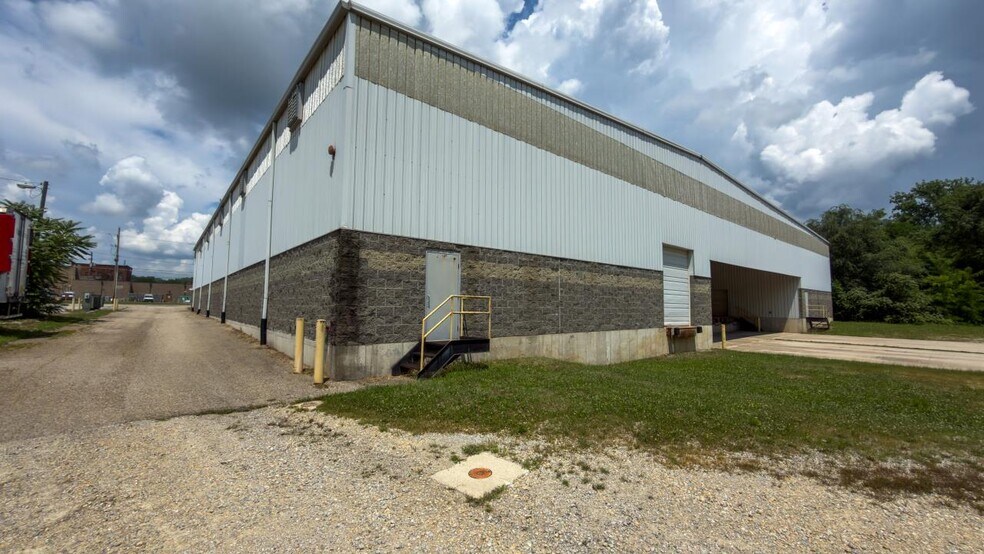 More Photos Of 700 N Eastern Ave, Connersville Industrial For Sale