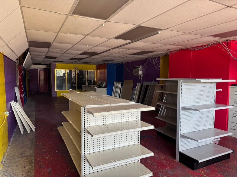 More Photos Of 7823 Highway 155, Coffee City Freestanding For Sale