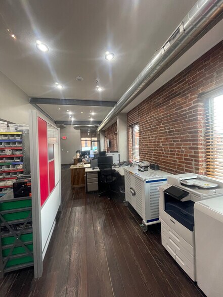 More Photos Of 322 Southwest Blvd, Kansas City Loft Creative Space For Lease