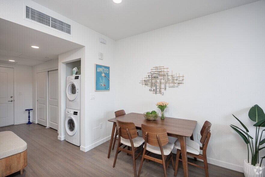 More Photos Of 2724 El Cajon Blvd, San Diego Apartments For Lease