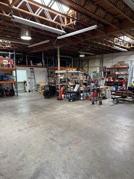 More Photos Of 1533 Simpson Way, Escondido Warehouse For Sale