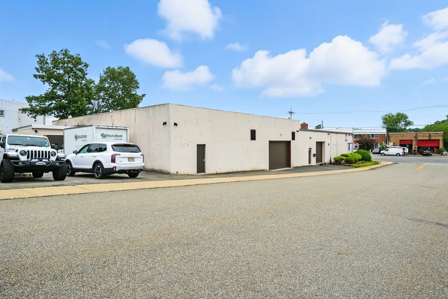 More Photos Of 285 US Highway 46, Dover Industrial For Sale