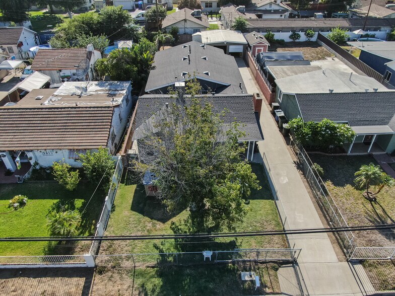 More Photos Of 815 Weber St, Pomona Apartments For Sale