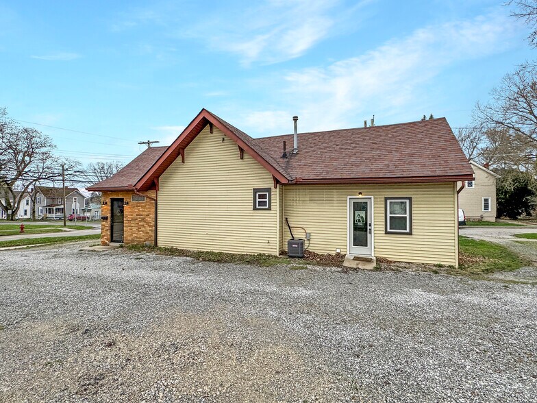 More Photos Of 401 Wooster St, Lodi Office Residential For Sale