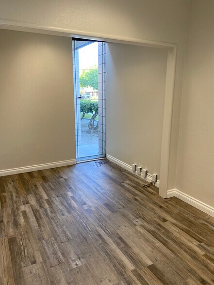 More Photos Of 123 N Stevenson St, Visalia Medical For Lease