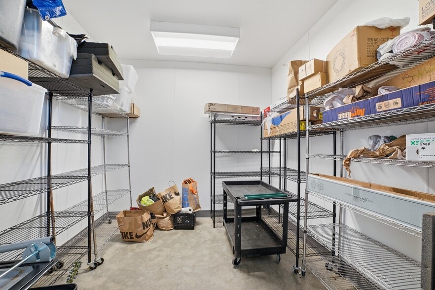 More Photos Of 410 S Paschall Rd, Sunnyvale Specialty For Sale