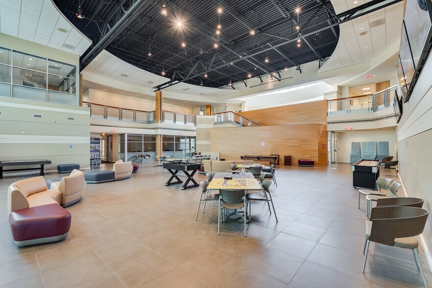 More Photos Of 830 S Greenville Ave, Allen Office For Lease