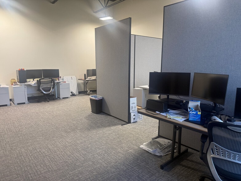 More Photos Of 2208 W 700 S, Springville Light Manufacturing For Sale