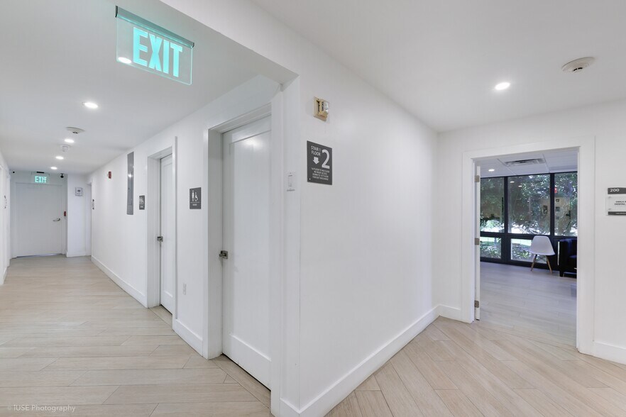 More Photos Of 1900 Coral Way, Miami Medical For Sale
