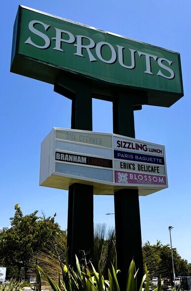 More Photos Of 1114-1130 Branham Ln, San Jose Unknown For Lease