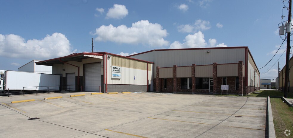 More Photos Of 663 Time Saver Ave, New Orleans Warehouse For Lease