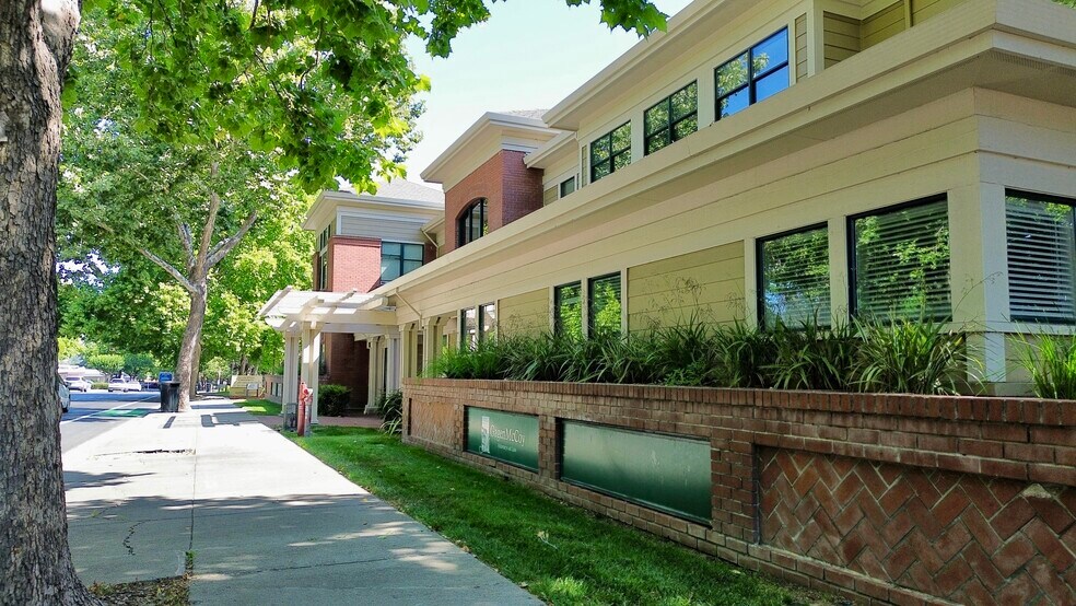 More Photos Of 630 San Ramon Valley Blvd, Danville Office For Lease