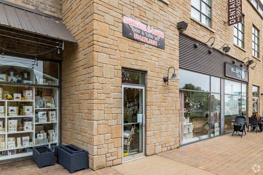 More Photos Of 465-467 Rue Notre-Dame, Repentigny Storefront Retail Office For Lease
