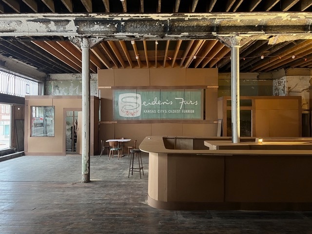 More Photos Of 933-935 Broadway Blvd, Kansas City Storefront Retail Residential For Lease