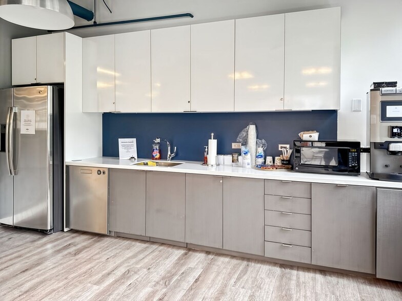 More Photos Of 7201 Wisconsin Ave, Bethesda Coworking Space