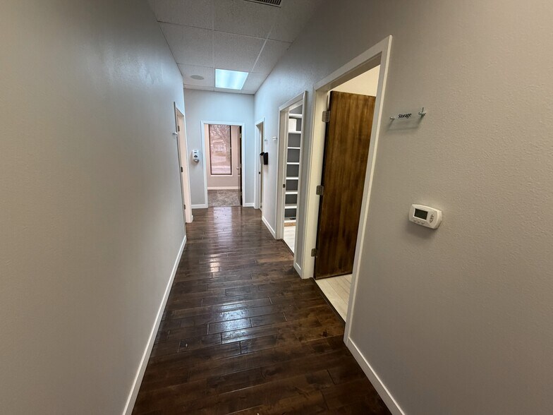 More Photos Of 885-895 Railroad St, Elko Medical For Lease