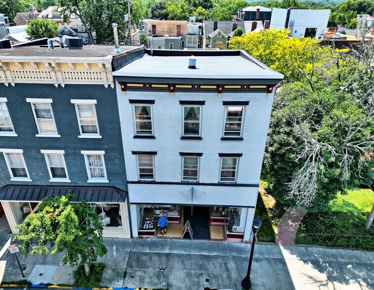 More Photos Of 511 Warren St, Hudson Storefront Retail Residential For Sale