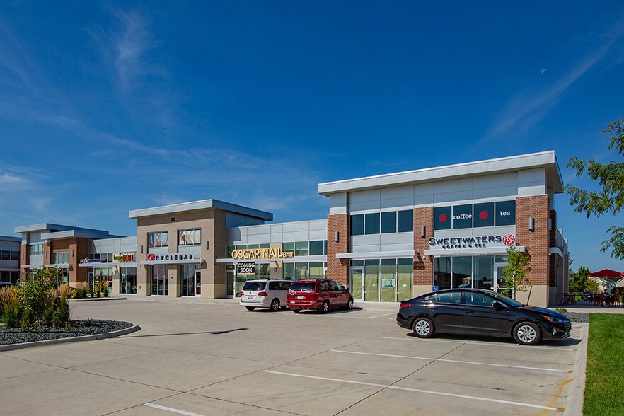 More Photos Of 140 Jordan Creek Pky, West Des Moines Unknown For Lease