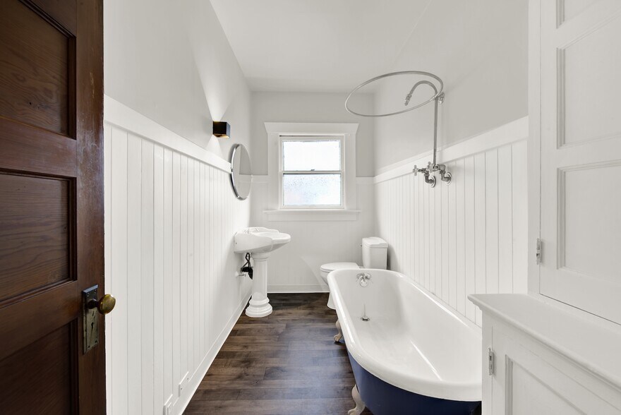 More Photos Of 1763 2nd St, Napa Office Residential For Sale