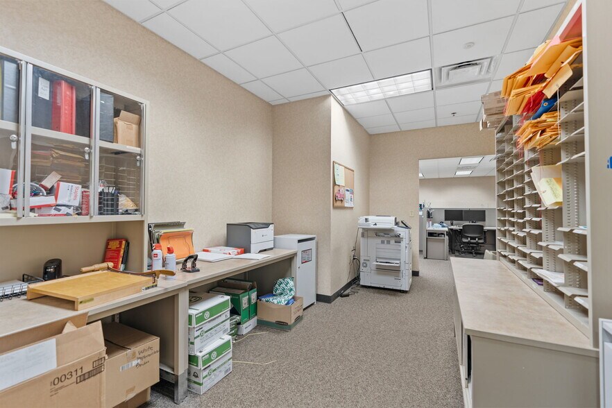 More Photos Of 2775 Blue Water Rd, Eagan Office For Sale