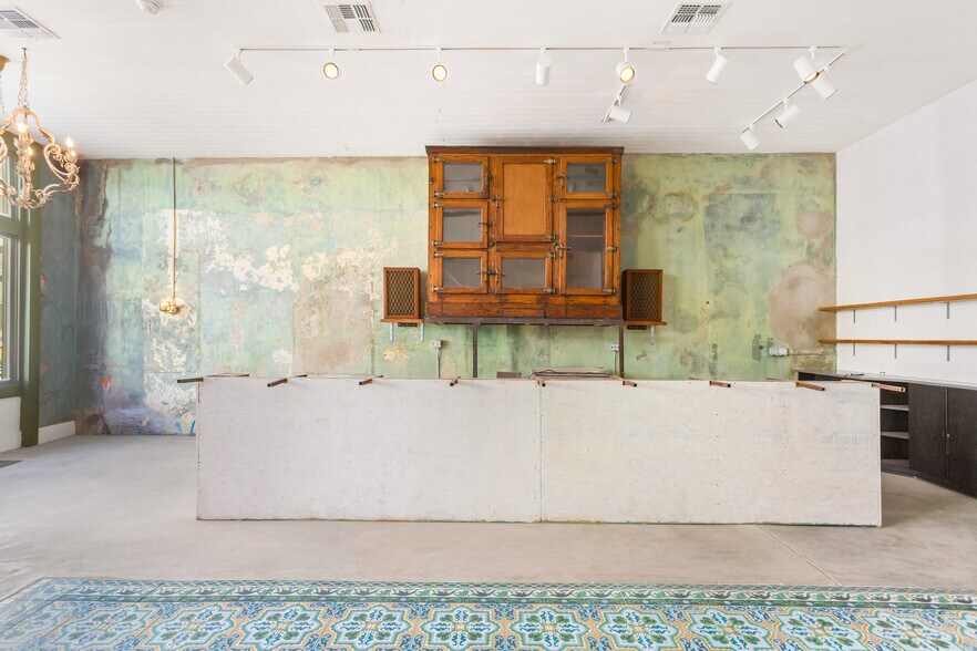 More Photos Of 78 Main St, Bisbee Restaurant For Sale