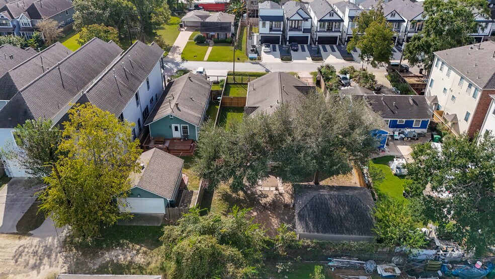 More Photos Of , Houston Office For Sale