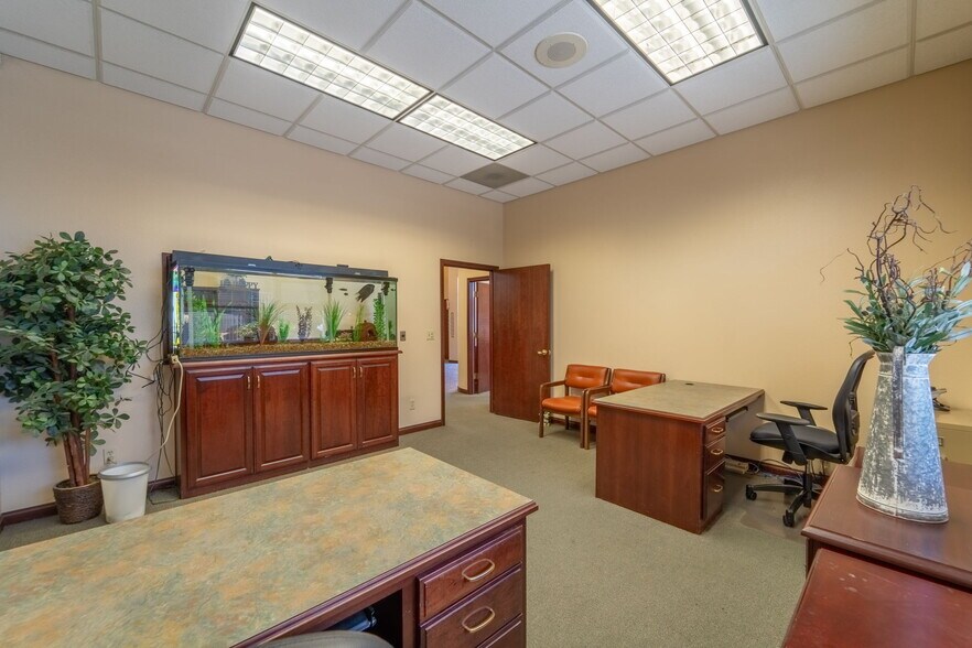 More Photos Of 1444 W Main St, Ripon Medical For Lease