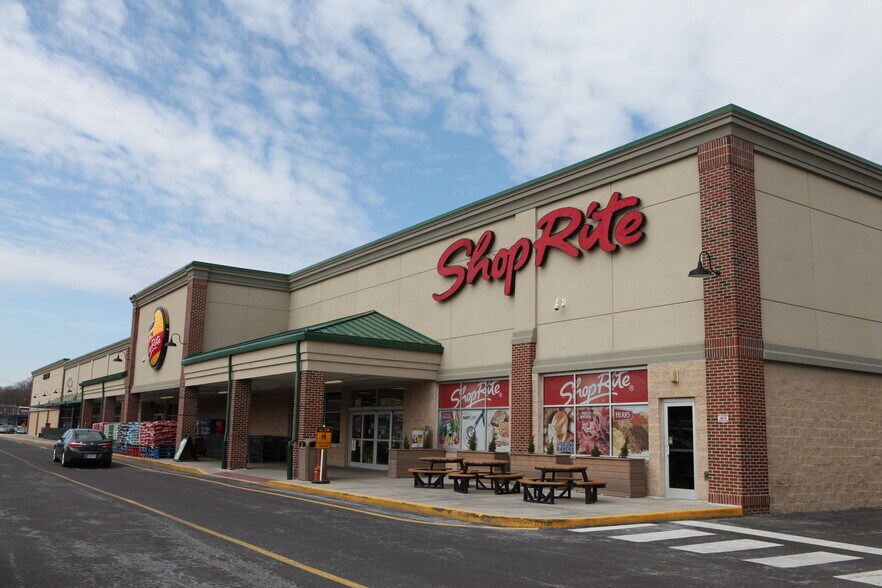 More Photos Of 9910 Frankford Ave, Philadelphia Unknown For Lease