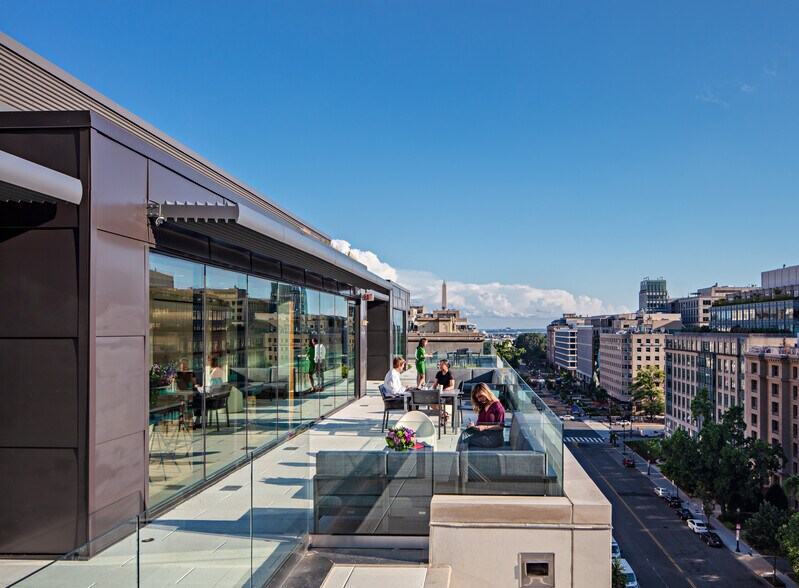 More Photos Of 1101 16th St NW, Washington Office For Sale